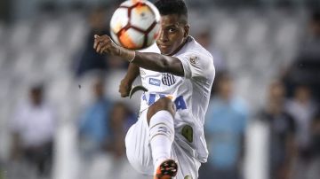 Rodrygo jugará un año más con el Santos antes de irse al Real Madrid. (Foto: Ricardo Nogueira/Getty Images)