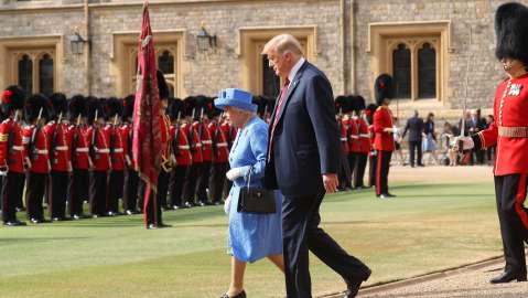 La reina Isabel II y el presidente Donald Trump.