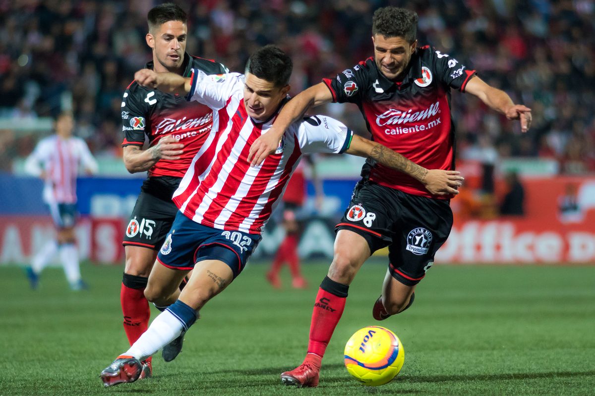 Xolos de Tijuana reciben a Chivas de Guadalajara en el estadio Caliente