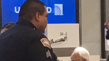 El incidente ocurrió en la puerta 72 del vuelo de United Airlines.