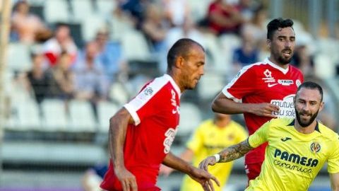 Miguel Layún vivió sus primeros minutos con el Villarreal.