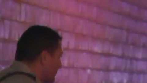 La policía arrestó al conductor tras someterlo a una revisión del alcoholímetro.