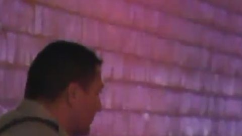 La policía arrestó al conductor tras someterlo a una revisión del alcoholímetro.