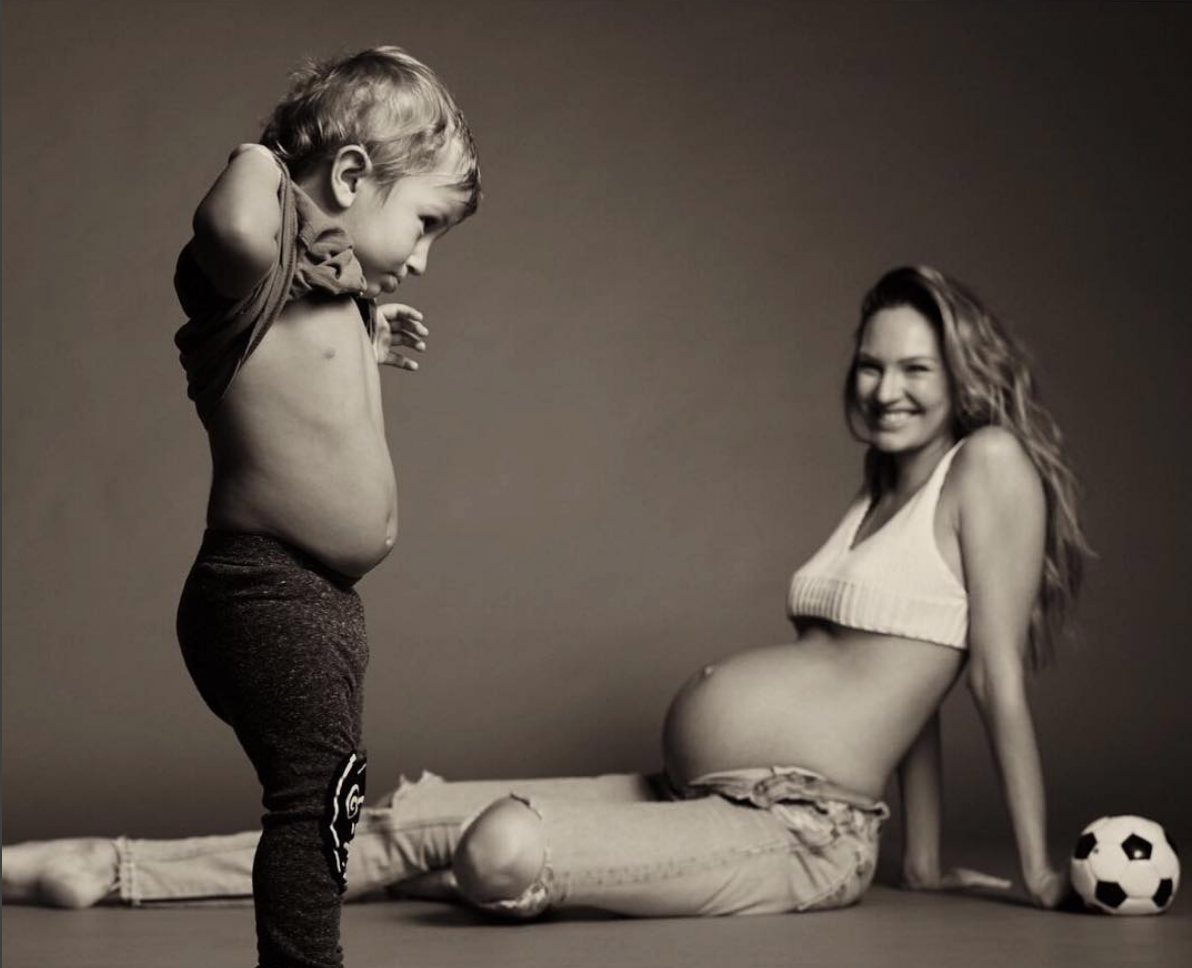 La modelo Candice Swanepoel mostró su cuerpo despues de dar a luz.