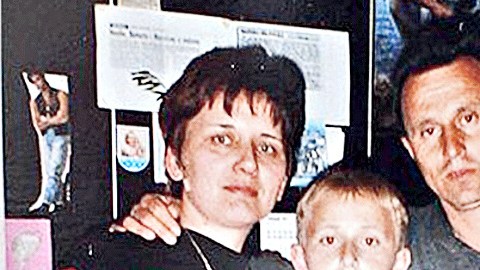 El padre de Luka, técnico de aeronaves, le introdujo en el futbol mientras pudo.