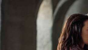 Irina Baeva y Gabriel Soto son los protagonistas de "Vino El Amor"