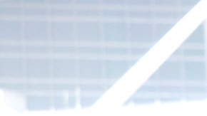 Viajeros con visa de turistas deben tomar precauciones al salir del país. (Aurelia Ventura/La Opinion)