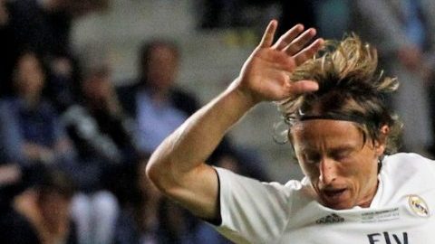 Todo parece indicar que Luka Modric seguirá en el Real Madrid. (Foto: EFE/TOMS KALNINS)