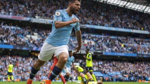 El Manchester City es líder de la Premier gracias al argentino Sergio Aguero. (Foto: EFE/EPA/PETER POWELL)