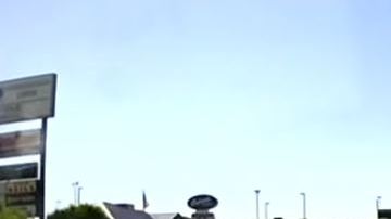 Hombre salva a conductor