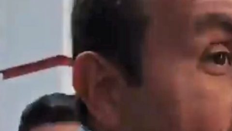 El polémico exjugador Cuauhtémoc Blanco se pronuncia por un extranjero para el banquillo tricolor.