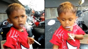 Este niño de dos años fuma más de 40 cigarrillos al día.
