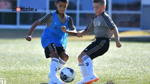 Cristiano Jr. se entrena con el equipo Sub-9 de la Juventus