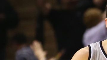 El argentino Manu Ginobili hizo historia en la NBA con los San Antonio Spurs.  (Foto: Ronald Martinez/Getty Images)