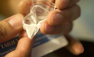 La droga tiene un valor de tan solo $2.5 dólares por bolsa