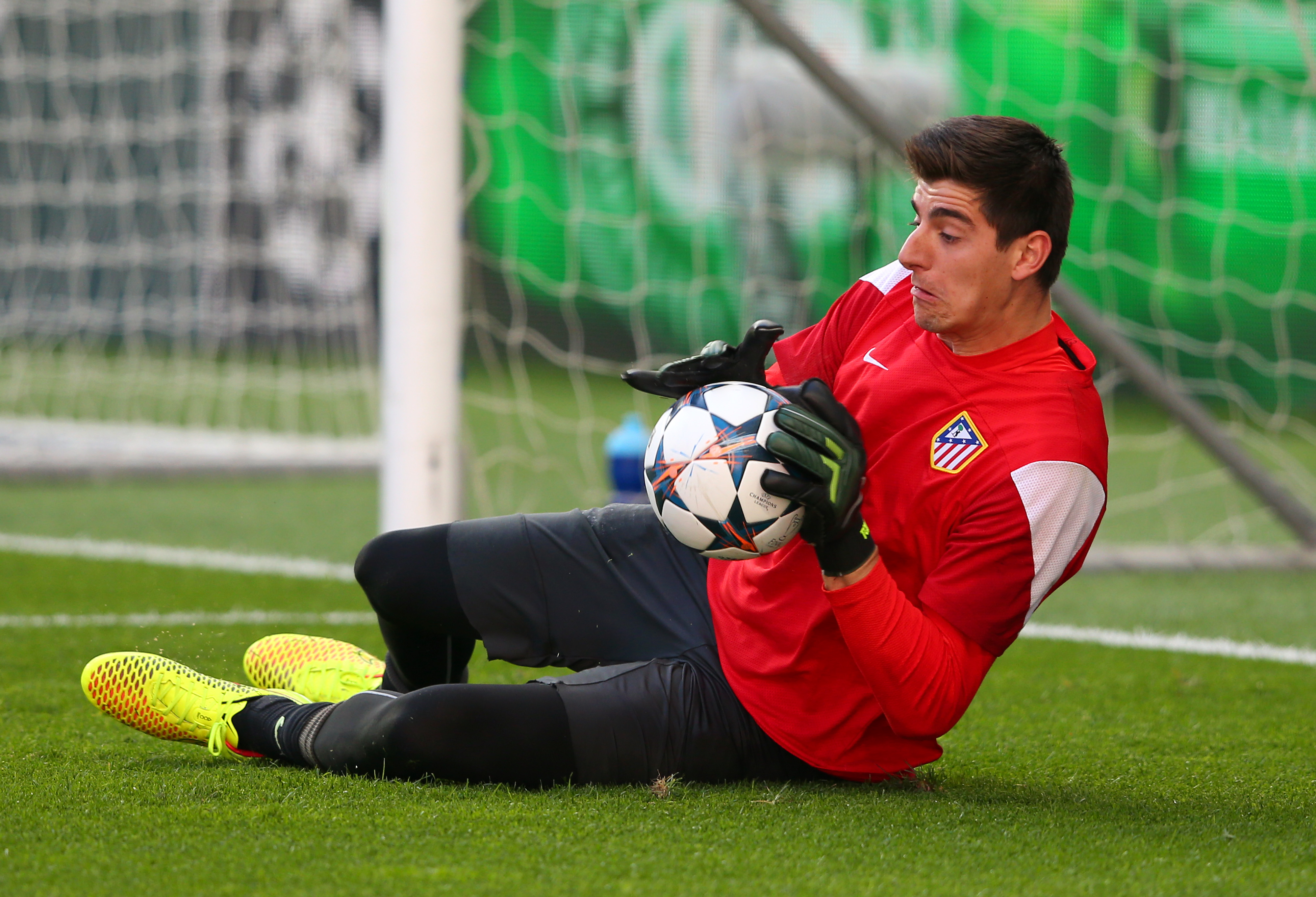 Courtois es presentado como portero de Real Madrid