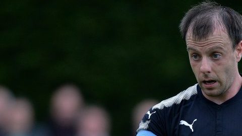 El escocés Paul McGowan jugó con el Dundee bajo libertad condicional. (Foto: Mark Runnacles/Getty Images)