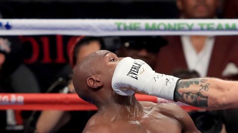 La "guerra" entre McGregor y Mayweather sube de intensidad