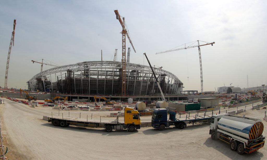 Un trabajador nepalí perdió la vida durante la construcción del estadio Al Wakrah en Qatar