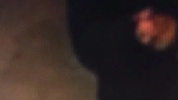 El sospechoso es un hombre hispano cercano a los 30.