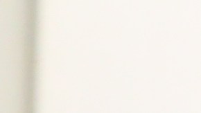 El padre jesuita Gregory Boyle, fundador de Homeboy Industries (izquierda).