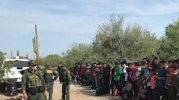 En su mayoría los detenidos son unidades familiares provenientes de Centroamérica