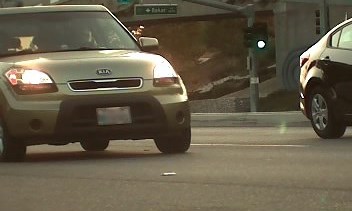 La policía desveló una imagen de uno de los autos involucrados.