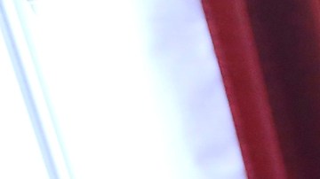 Raúl Montoya, Lourdes Doradea  y su hija Nicole encontraron un  refugio temporal.