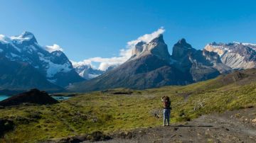 Hay espectaculares paisajes como el del Parque Nacional Torres del Paine.