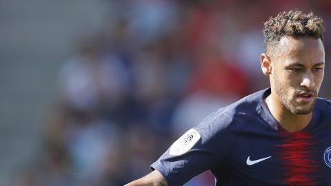 Neymar anotó en Nimes con el Paris Saint Germain y también tuvo un gran detalle. (Foto: EFE/EPA/GUILLAUME HORCAJUELO)