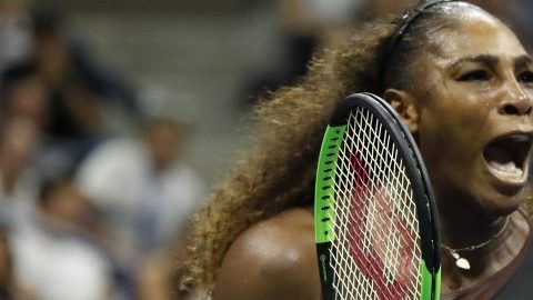 La estadounidense Serena Williams venció a Pliskova y se instaló en semis del US Open. (Foto: EFE/JUSTIN LANE)