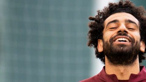 El egipcio del Liverpool Mohamed Salah se llevó el premio al Mejor Gol de la FIFA. (Foto: EFE/Peter Powell)