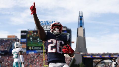 Los Patriots vencieron a Miami en casa y pusieron su récord en 2-2. (Foto: EFE/EPA/CJ GUNTHER)