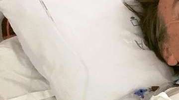 Jair Bolsonaro saludó a sus seguidores desde el hospital