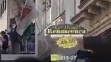 El candidato del Partido Social Liberal fue atacado con un cuchillo.