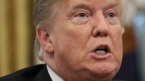 A menos de dos meses de las elecciones de Congreso no son buenas noticas para Trump
