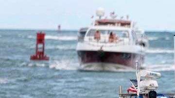 Bote de la Guardia Costera en Florida.  RHONA WISE/AFP/Getty Images