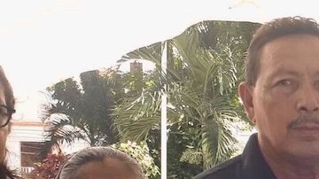 Hernán Otoniel con su madre durante su primer encuentro en Honduras.