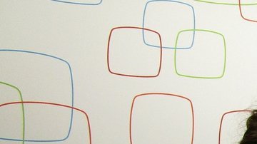 Jerrit Elmer y su esposa celebran su buena suerte en la lotería.