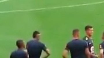 Neymar imitó a Cristiano ¿Admiración o sarcasmo?