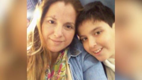 Niño pide ayuda para encontrar teléfono celular