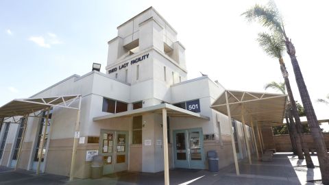 El Centro de Theo Lacy abrió en 1960 y es el más grande del condado de Orange, según su portal web. / fotos: Aurelia Ventura.