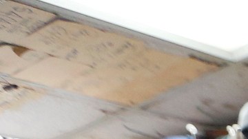 Clientes compran boletos de lotería en un negocio con buena suerte en L.A.