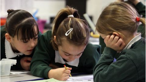 El Banco Mundial mide la inversión en educación y salud.