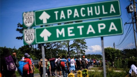 Hondureña en Los Ángeles esta preocupada por su hermana y dos sobrinas que vienen en la caravana migrante. (Archivo)
