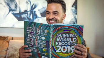 "Despacito" da a Luis Fonsi siete récords Guinness.