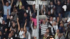 El argentino Paulo Dybala celebra un gol de la Juventus ante el Young Boys. Foto: EFE/ANDREA DI MARCO)