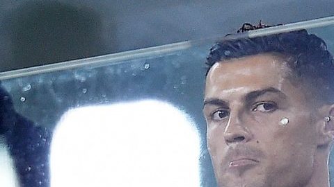 Cristiano Ronaldo ya no ve lo duro, sino lo tupido. (Foto: EFE/ALESSANDRO DI MARCO)