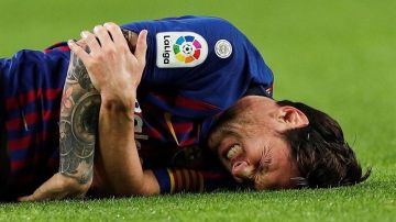 Lionel Messi sugrió una grave lesión en el codo del brazo derecho