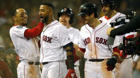 Boston venció a los Dodgers en el Juego 1 de la Serie Mundial. (Foto: EFE/CJ GUNTHER)